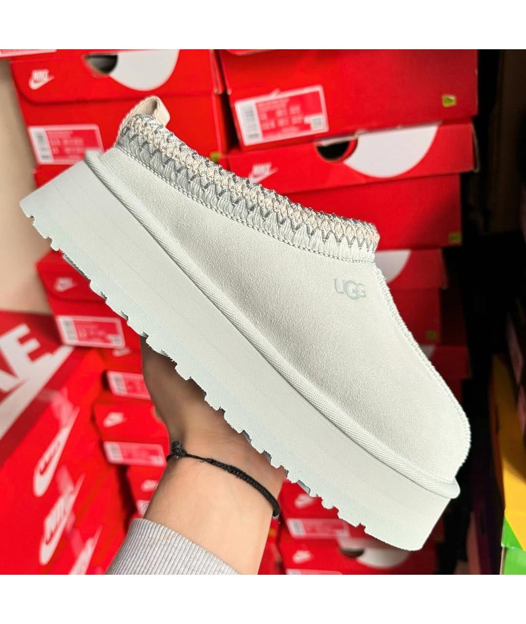 UGG AUSTRALIA Белые замшевые мюли, фото 7