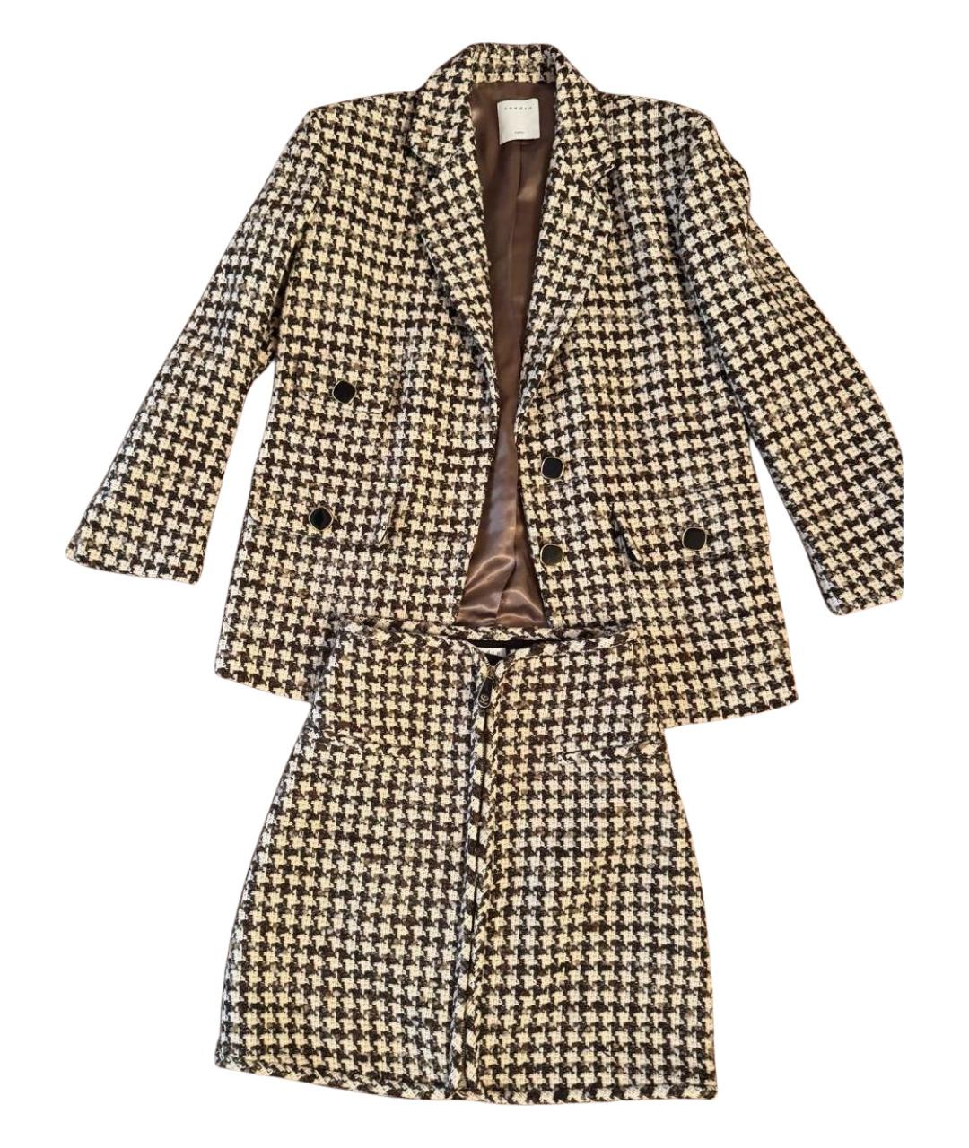 SANDRO Бежевый твидовый костюм с юбками, фото 1