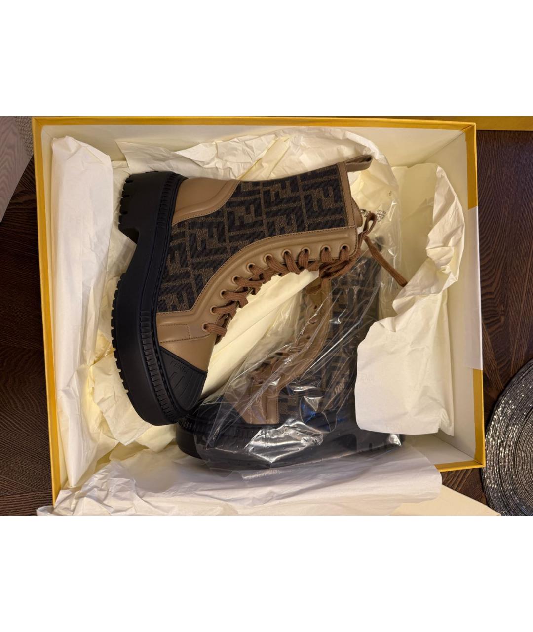 FENDI Коричневые ботинки, фото 3