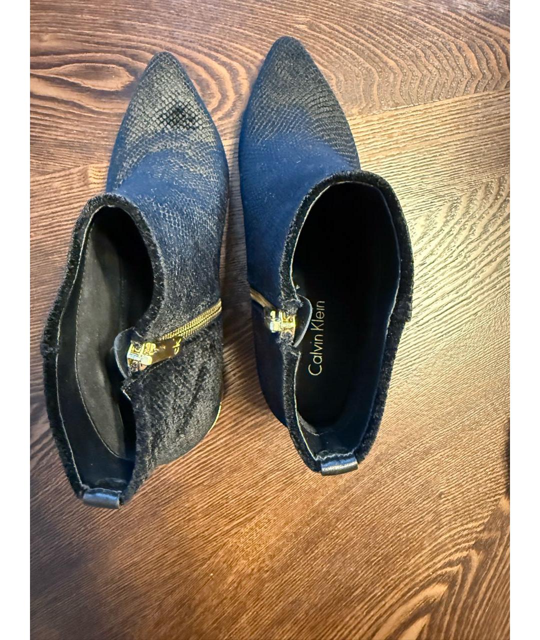 CALVIN KLEIN Черные бархатные ботильоны, фото 3
