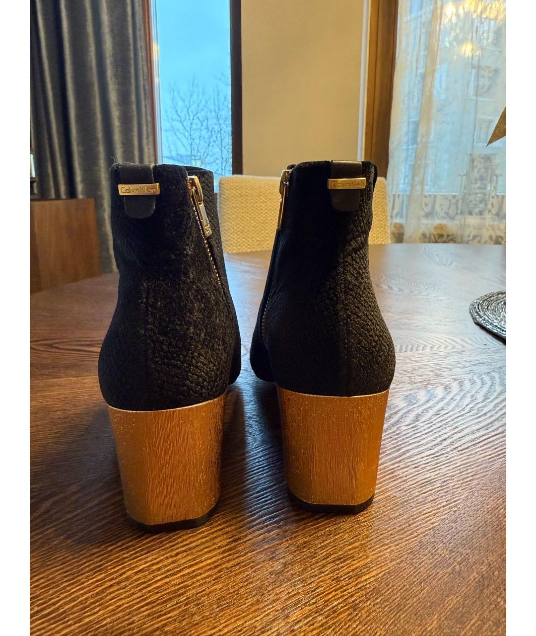 CALVIN KLEIN Черные бархатные ботильоны, фото 4