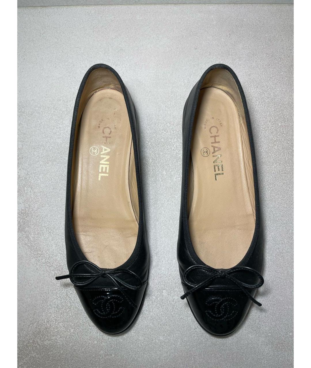 CHANEL Черные кожаные балетки, фото 3