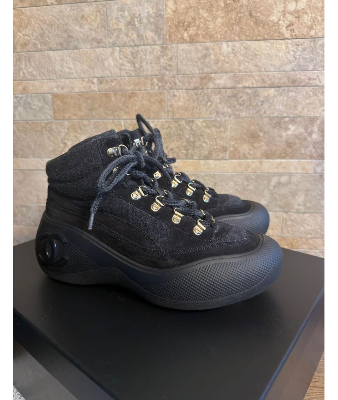 CHANEL Черные замшевые ботинки, фото 8