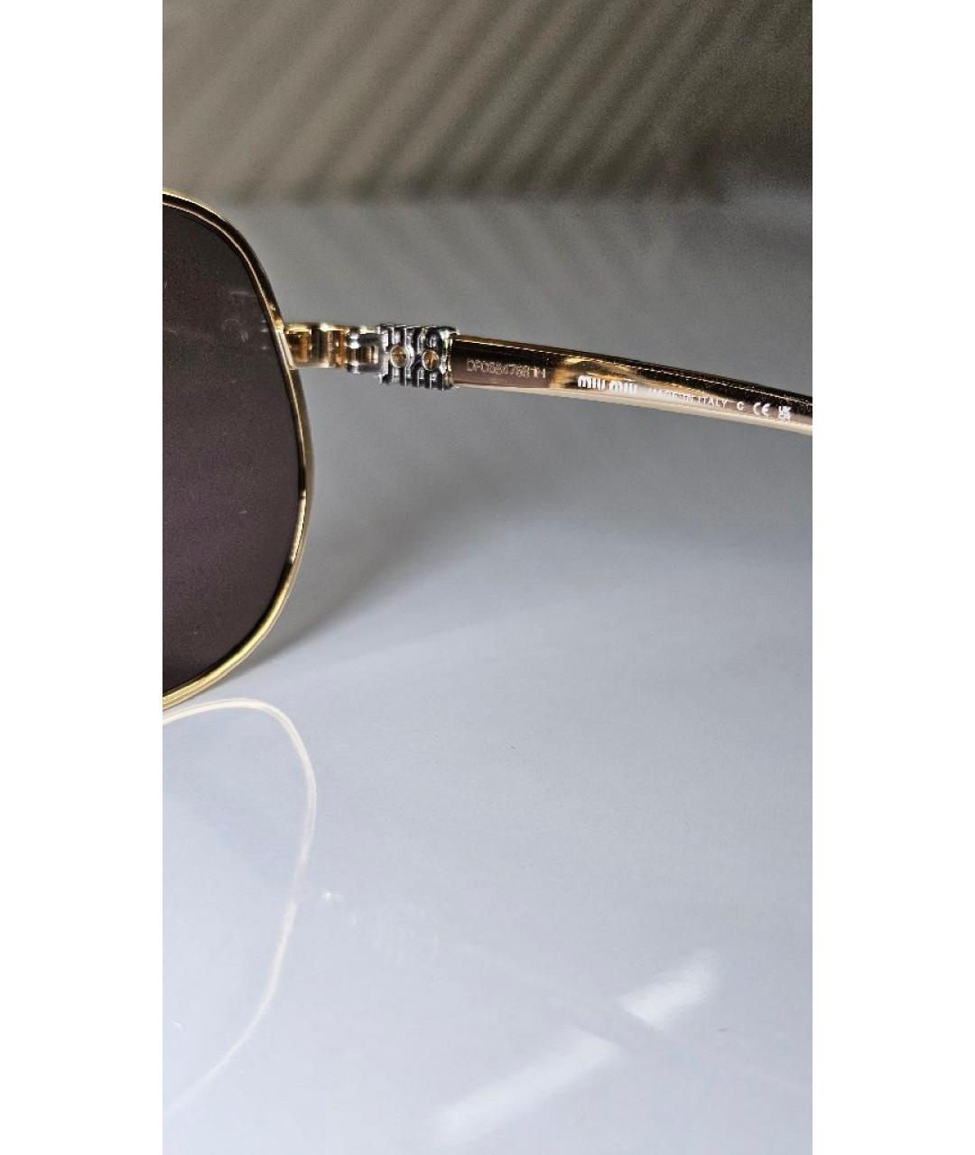MIU MIU Золотые металлические солнцезащитные очки, фото 6