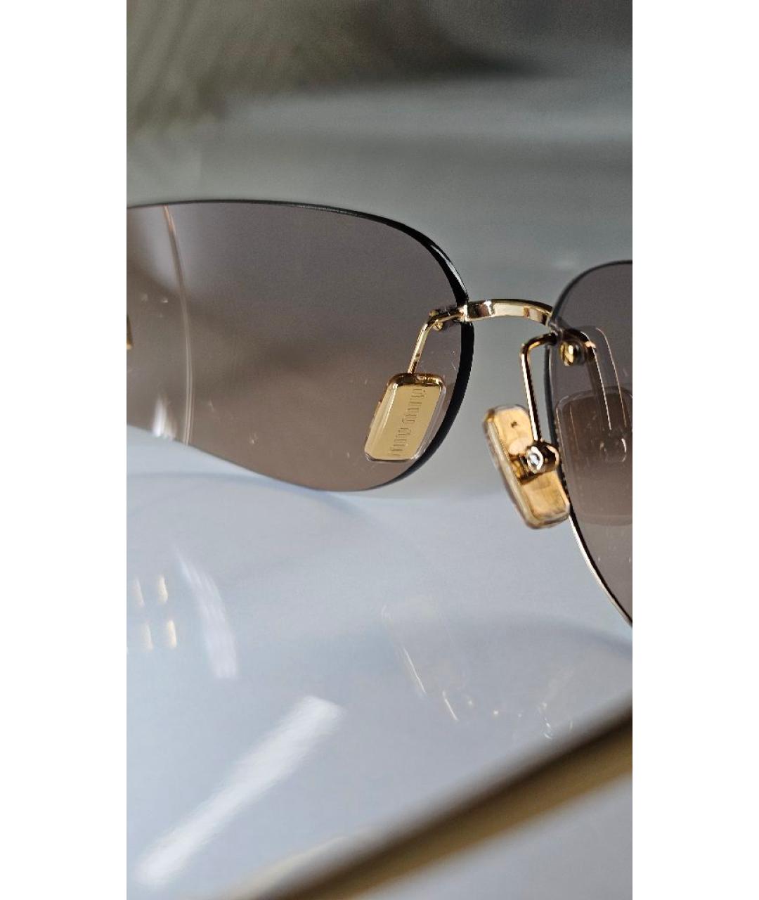 MIU MIU Золотые металлические солнцезащитные очки, фото 7