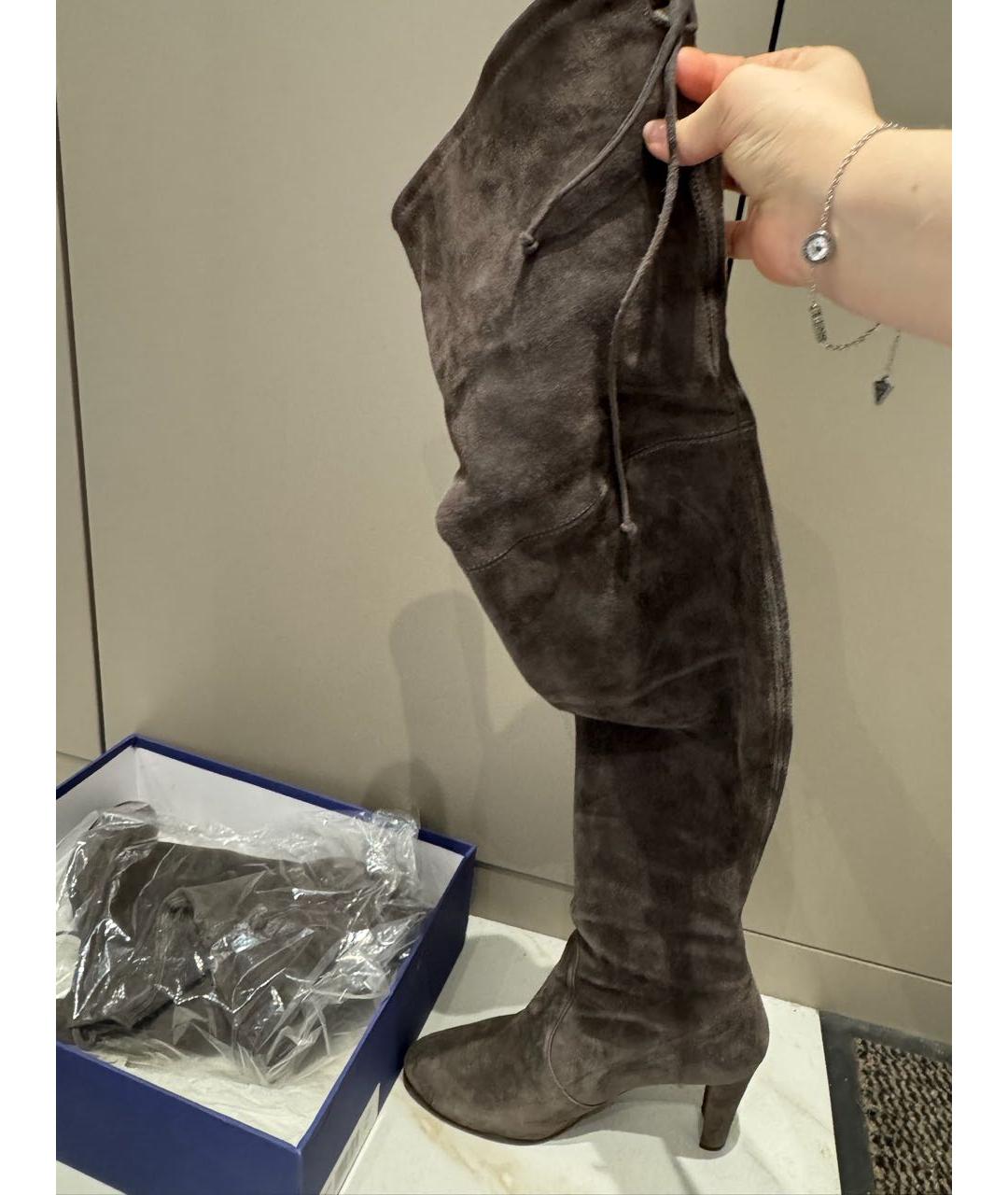 STUART WEITZMAN Серые замшевые ботфорты, фото 2