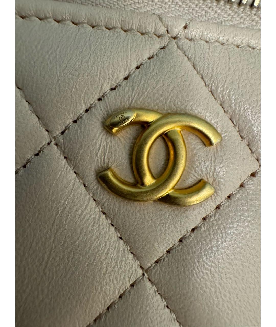 CHANEL Бежевая кожаная сумка через плечо, фото 6