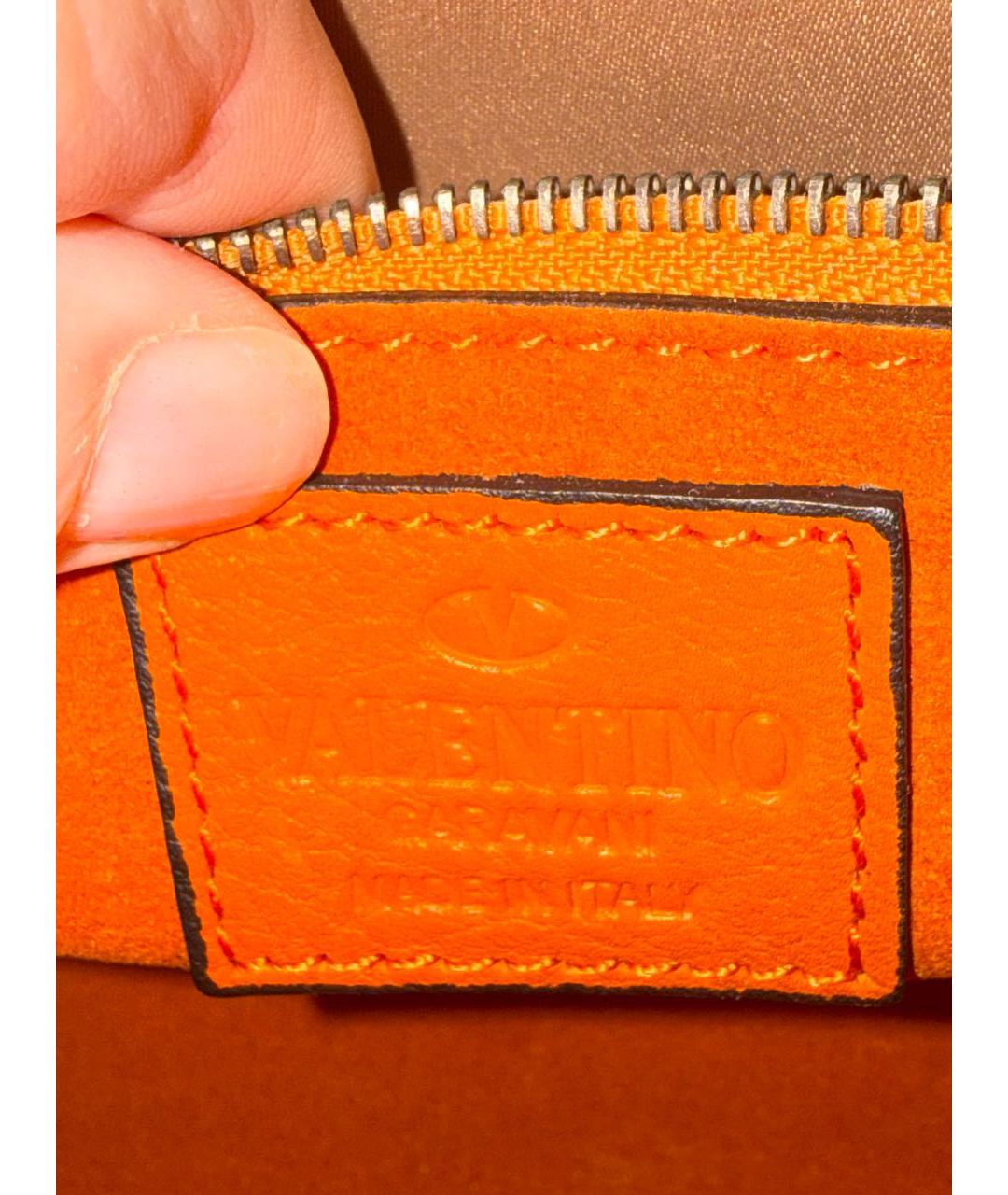 VALENTINO Оранжевая кожаная сумка через плечо, фото 5