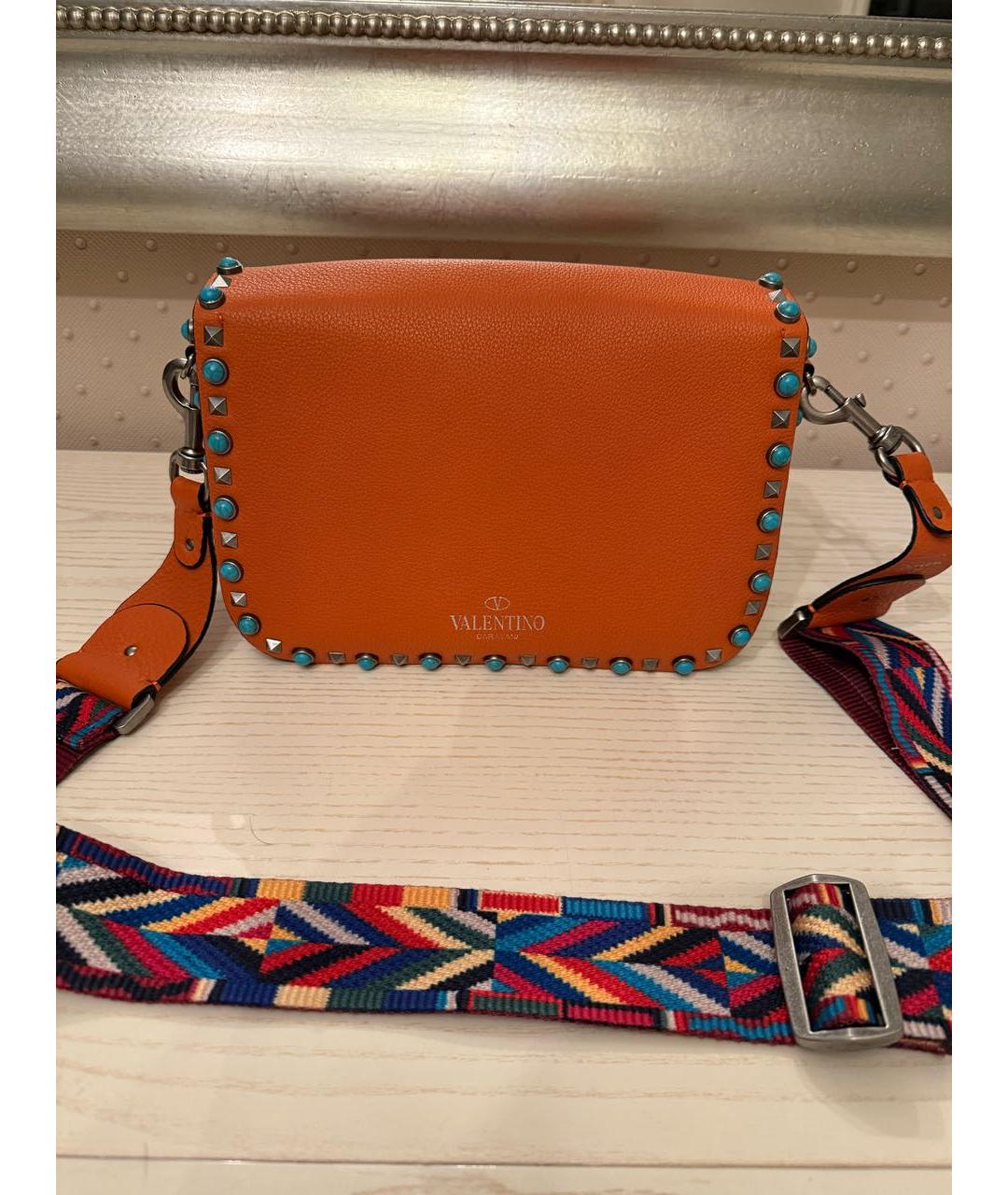 VALENTINO Оранжевая кожаная сумка через плечо, фото 6