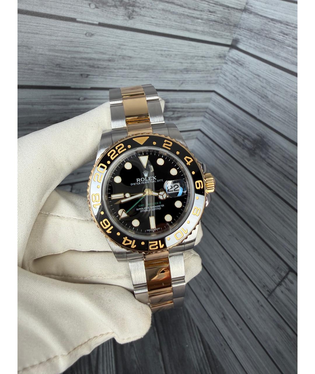 ROLEX Черные часы из желтого золота, фото 2