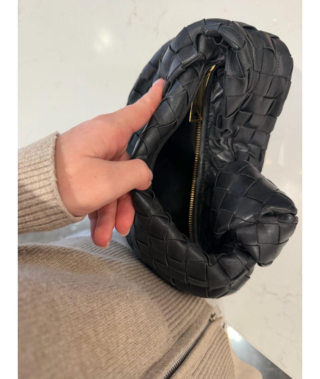 BOTTEGA VENETA Черная кожаная сумка с короткими ручками, фото 3