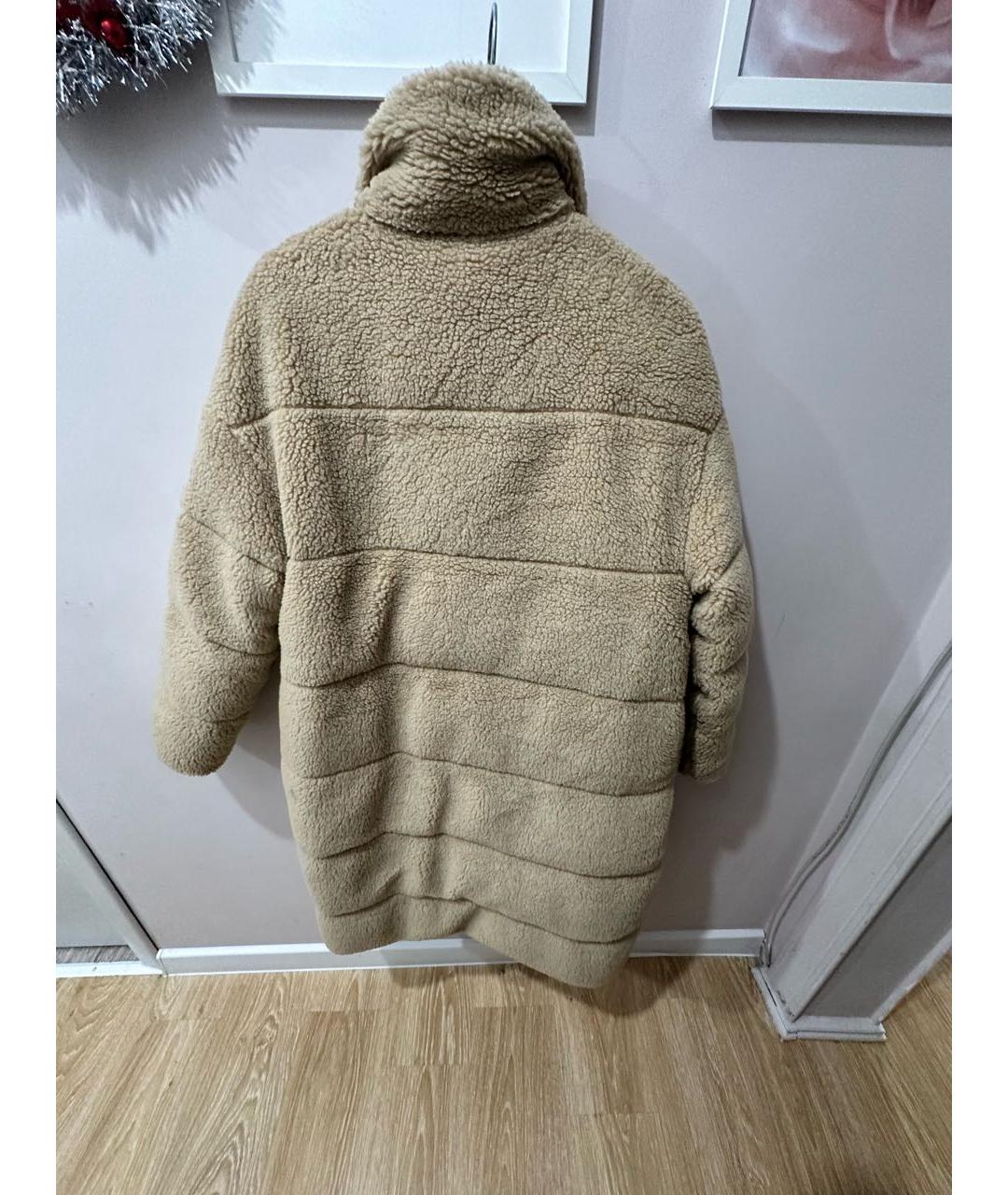 MONCLER Бежевый полиэстеровый пуховик, фото 2