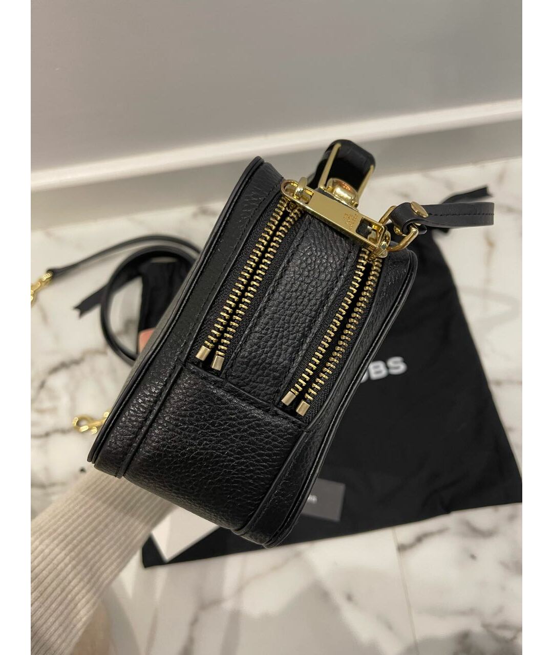 MARC BY MARC JACOBS Черная кожаная сумка тоут, фото 2