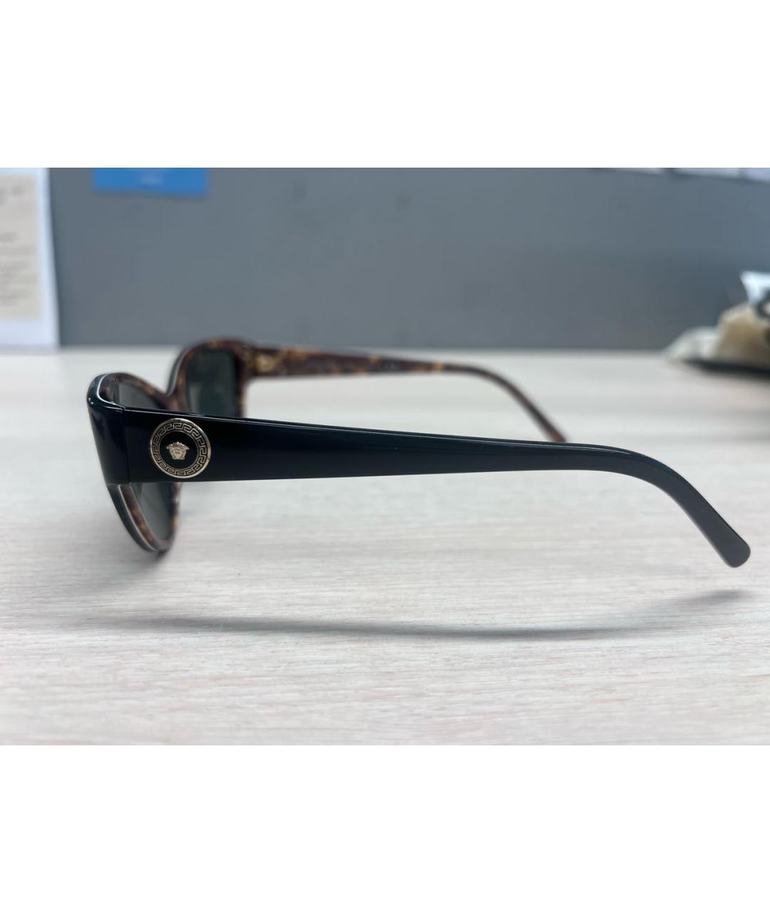 VERSACE Черные пластиковые солнцезащитные очки, фото 2