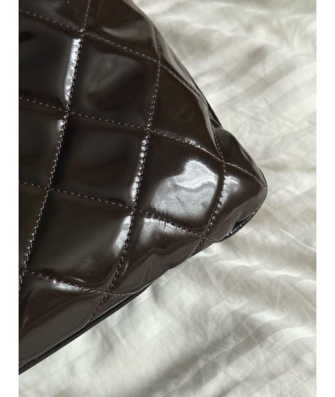 CHANEL Коричневая кожаная сумка с короткими ручками, фото 4