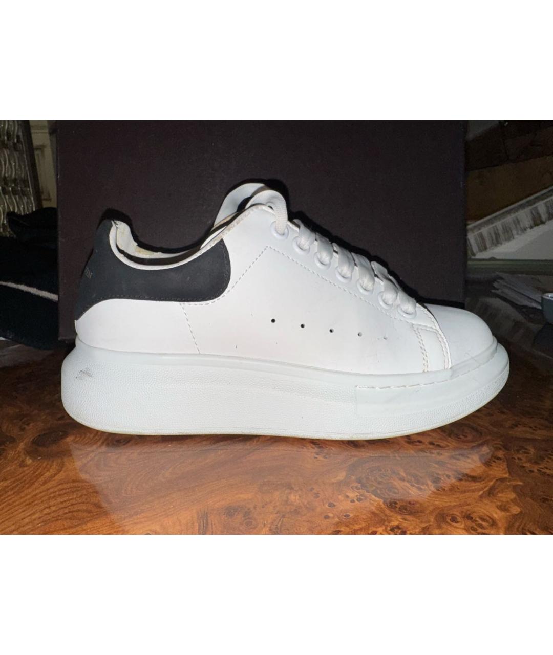 ALEXANDER MCQUEEN Белые кожаные кеды, фото 4