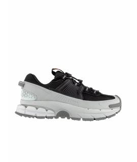 NIKE Низкие кроссовки / кеды