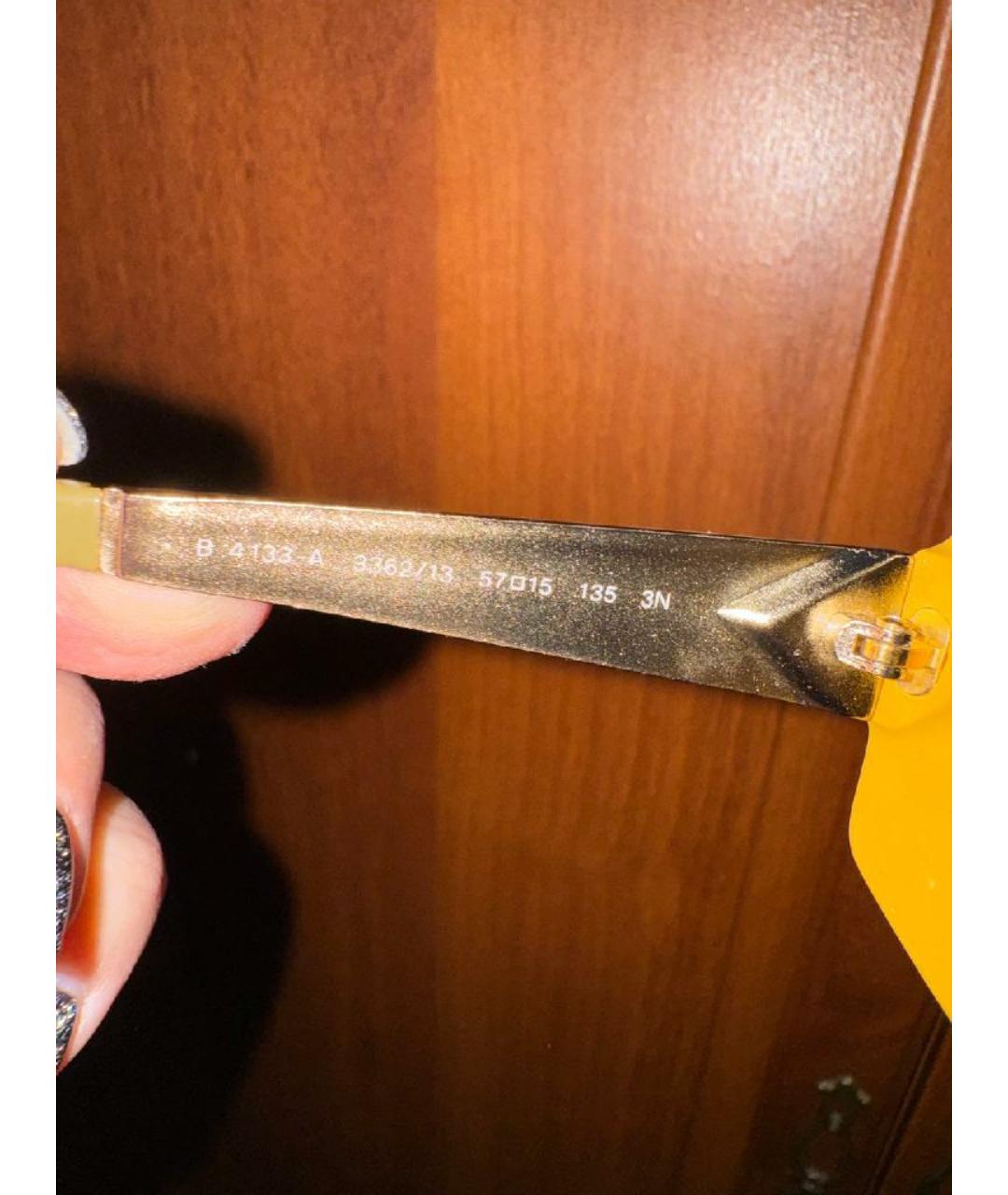 BURBERRY Горчичные пластиковые солнцезащитные очки, фото 6