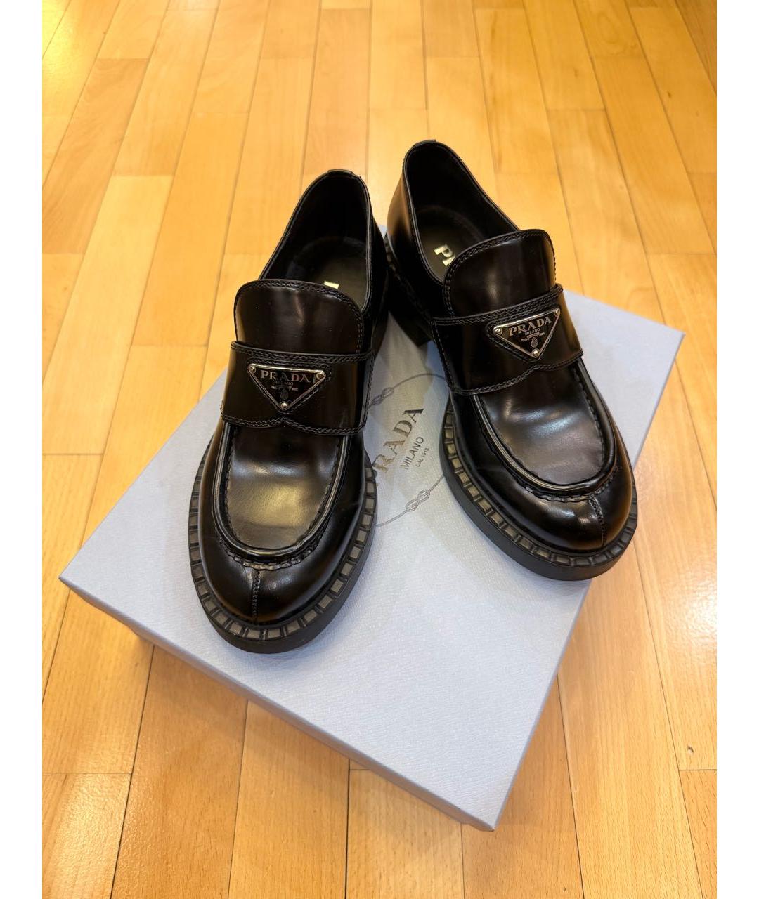PRADA Черные кожаные лоферы, фото 2