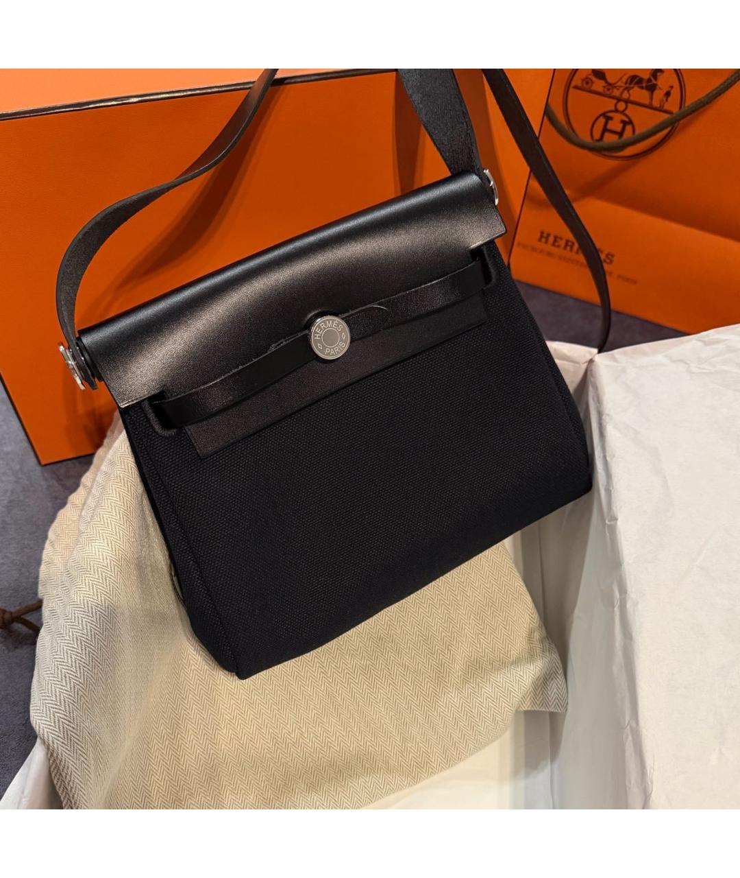 HERMES Черная кожаная сумка через плечо, фото 3