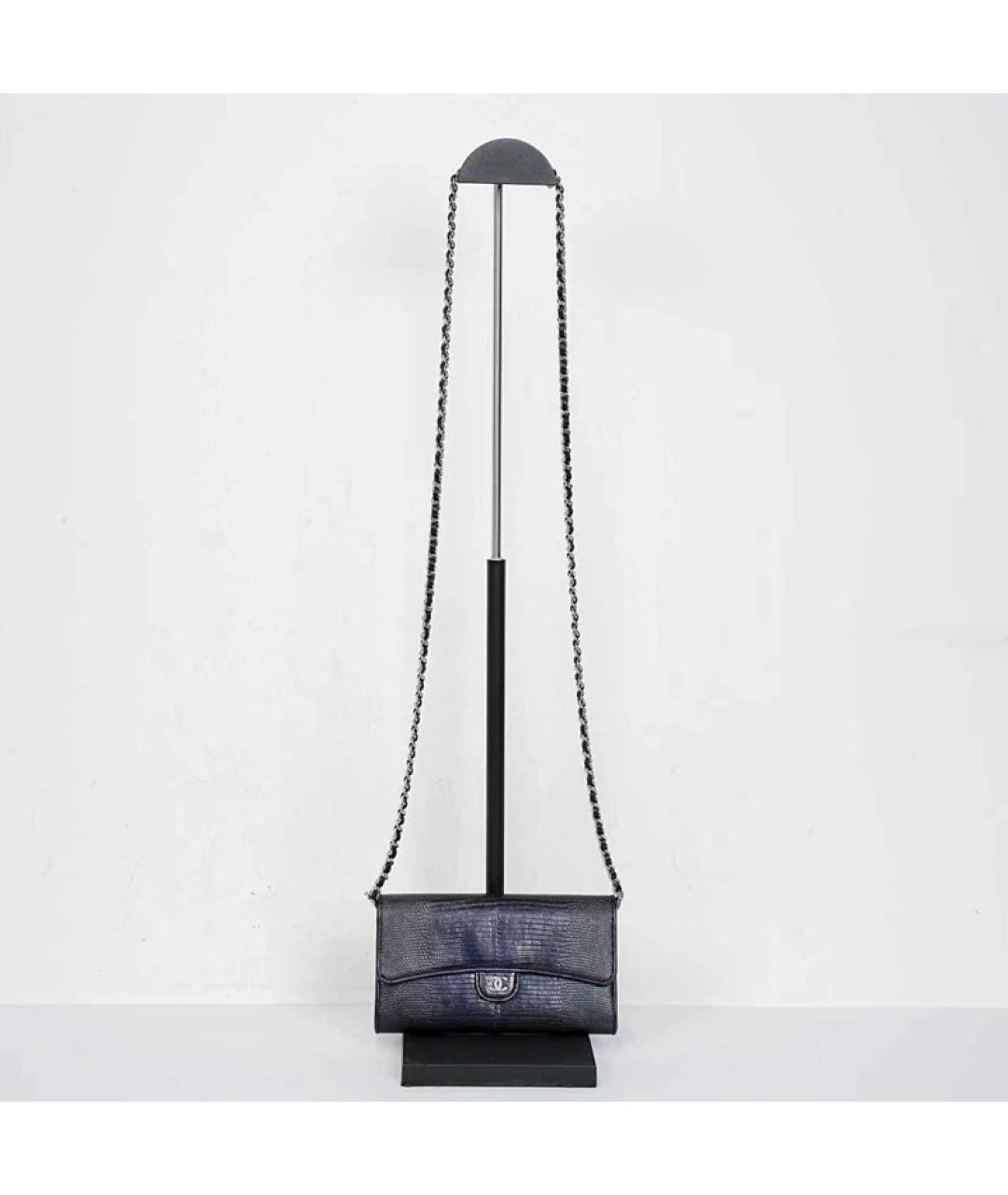 CHANEL Черная сумка с короткими ручками из экзотической кожи, фото 5
