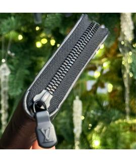 LOUIS VUITTON Кошелек