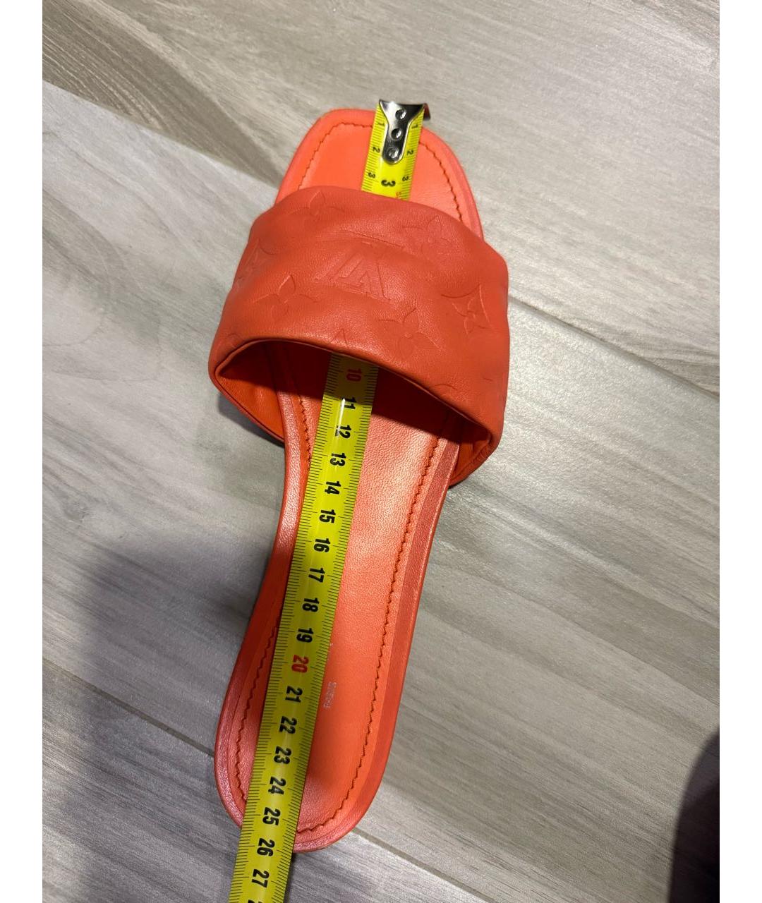 LOUIS VUITTON Оранжевое кожаные шлепанцы, фото 7