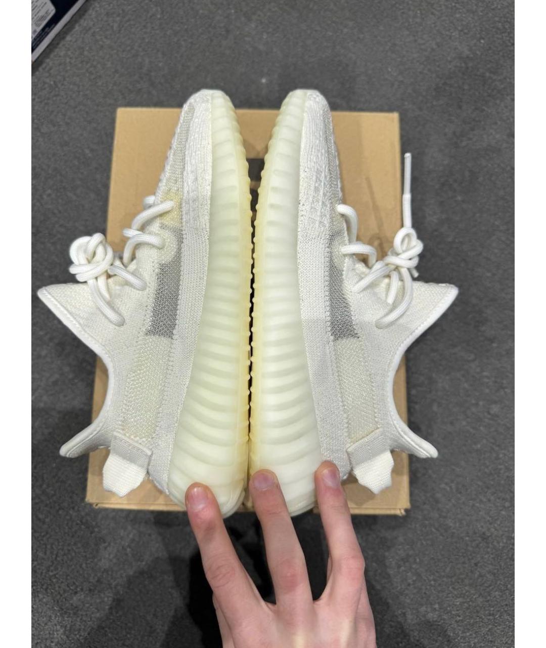 ADIDAS YEEZY Белые текстильные кроссовки, фото 3