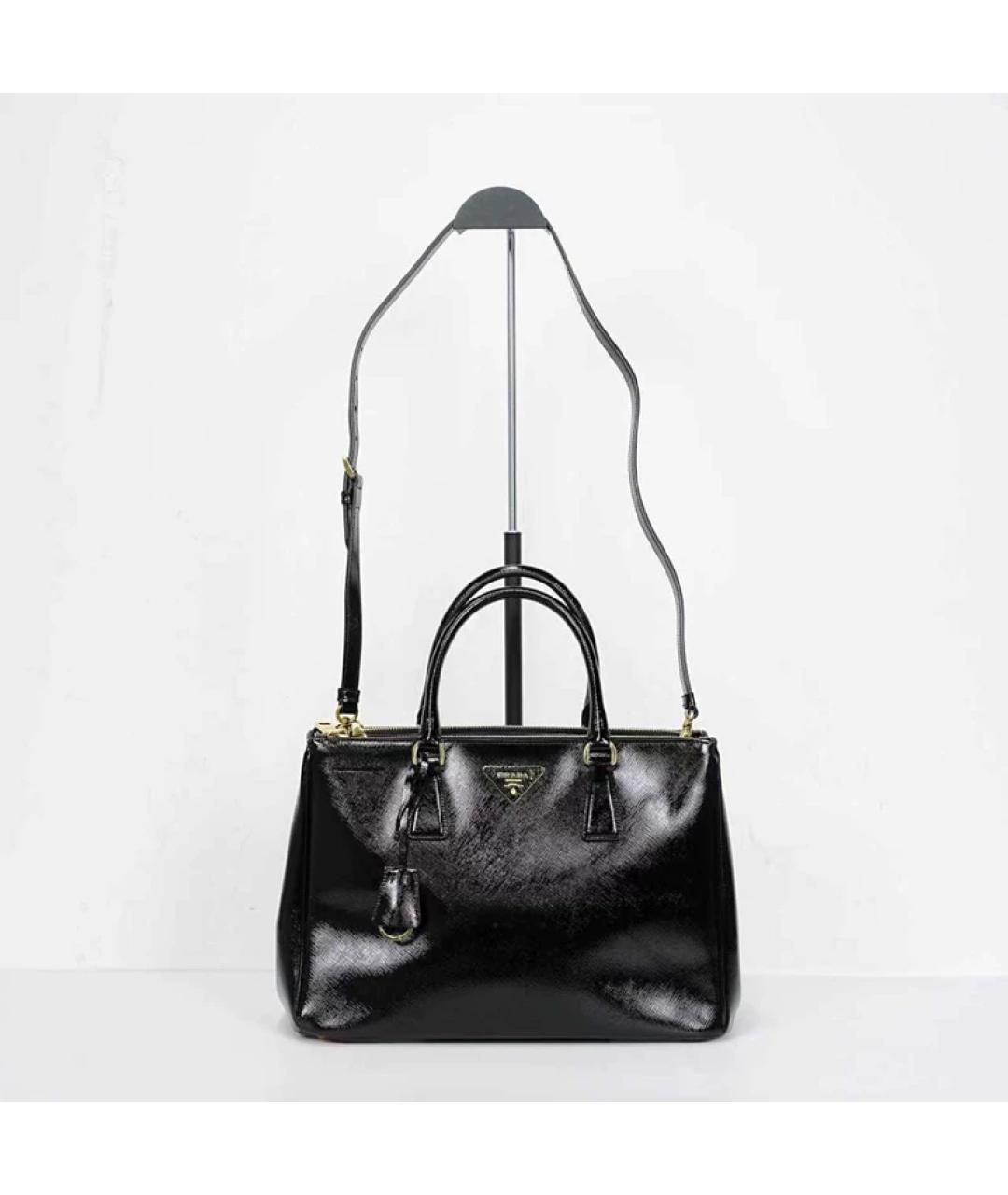 PRADA Черная кожаная сумка с короткими ручками, фото 2