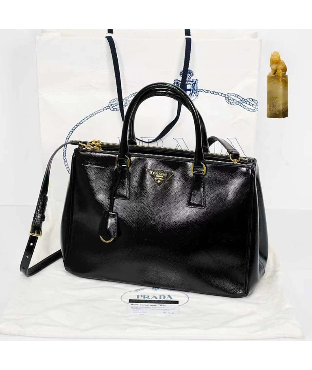PRADA Черная кожаная сумка с короткими ручками, фото 9