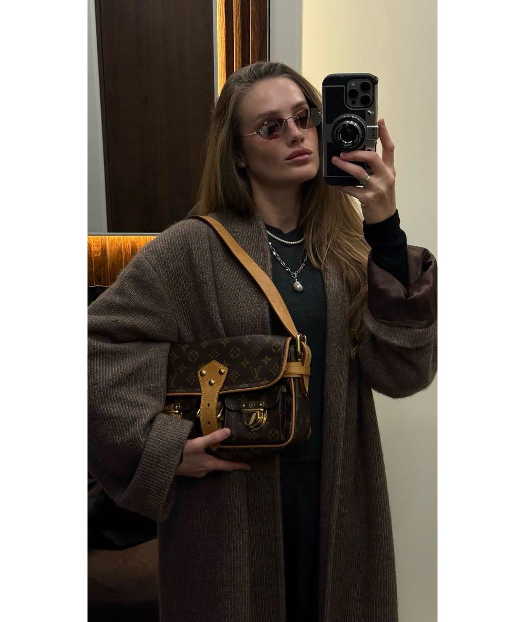 LOUIS VUITTON Коричневая кожаная сумка через плечо, фото 5