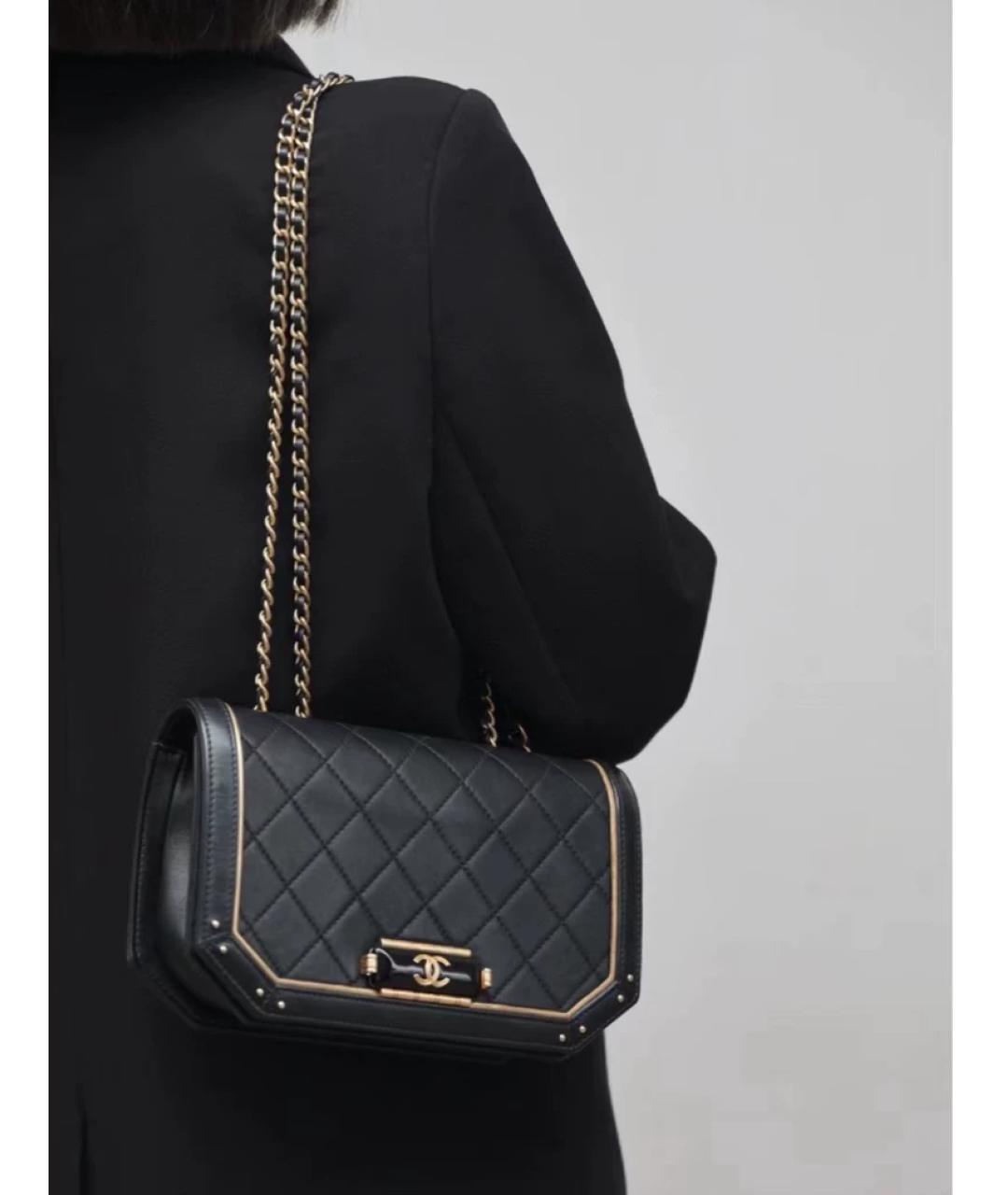 CHANEL Черная кожаная сумка через плечо, фото 7