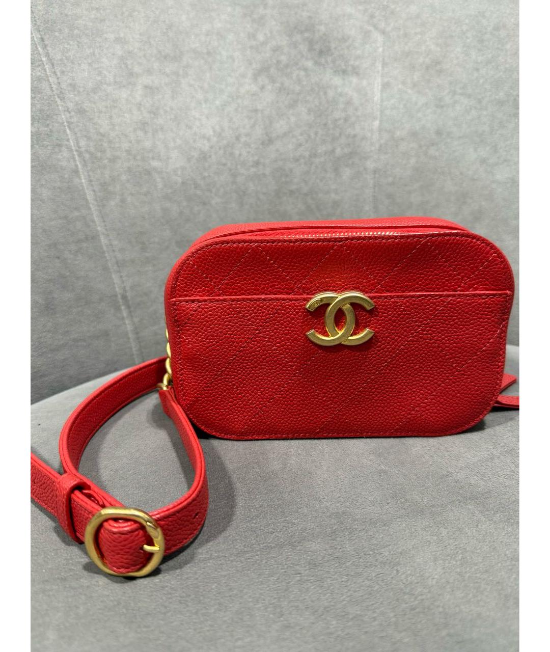 CHANEL Красная кожаная поясная сумка, фото 6