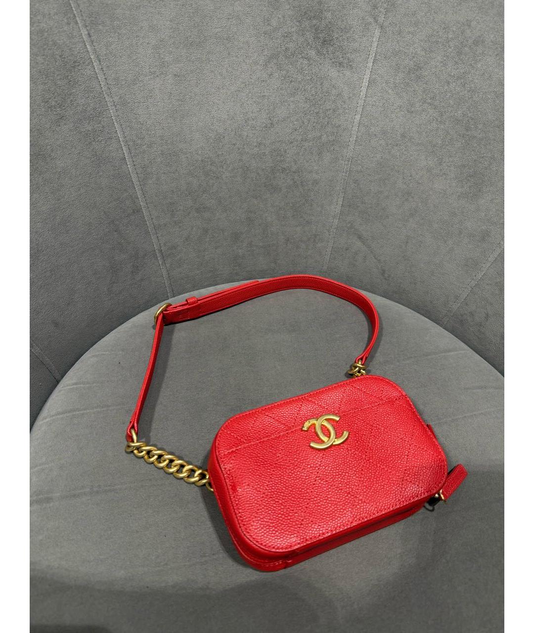 CHANEL Красная кожаная поясная сумка, фото 4