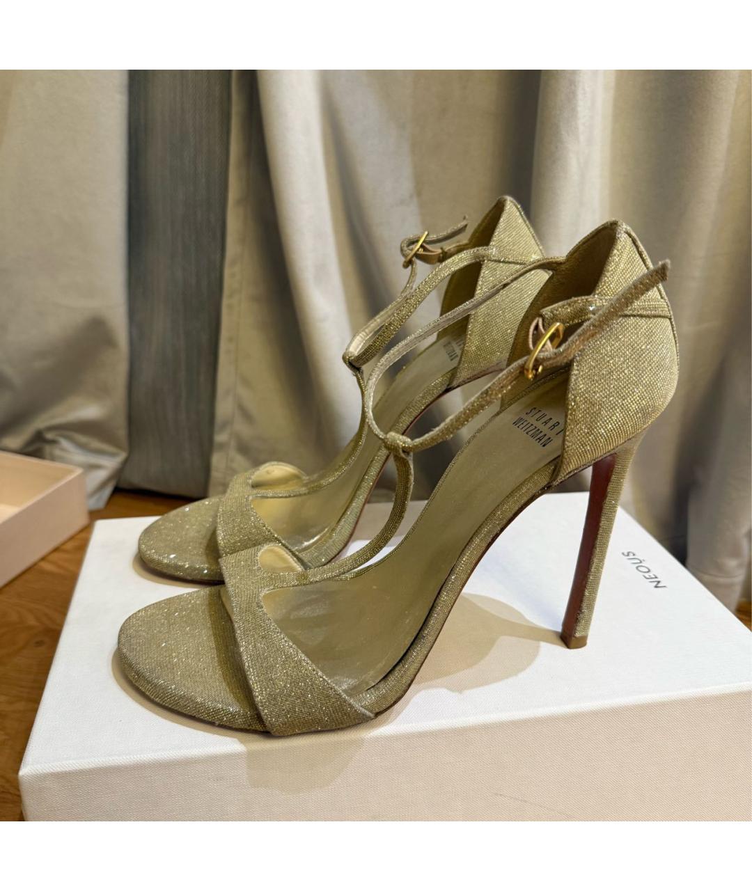 STUART WEITZMAN Золотые текстильные босоножки, фото 6