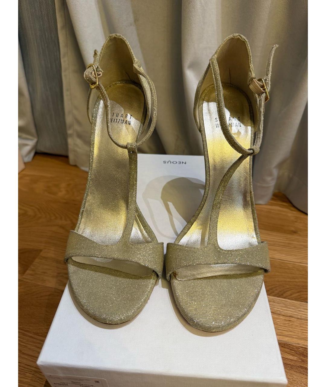 STUART WEITZMAN Золотые текстильные босоножки, фото 2