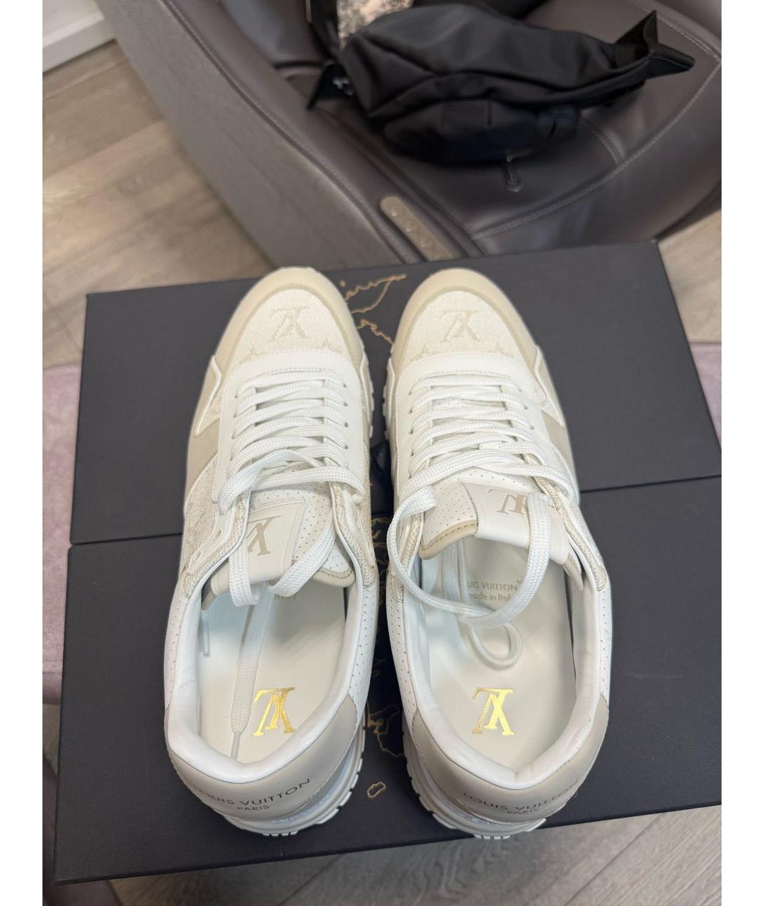 LOUIS VUITTON Бежевые кожаные низкие кроссовки / кеды, фото 3