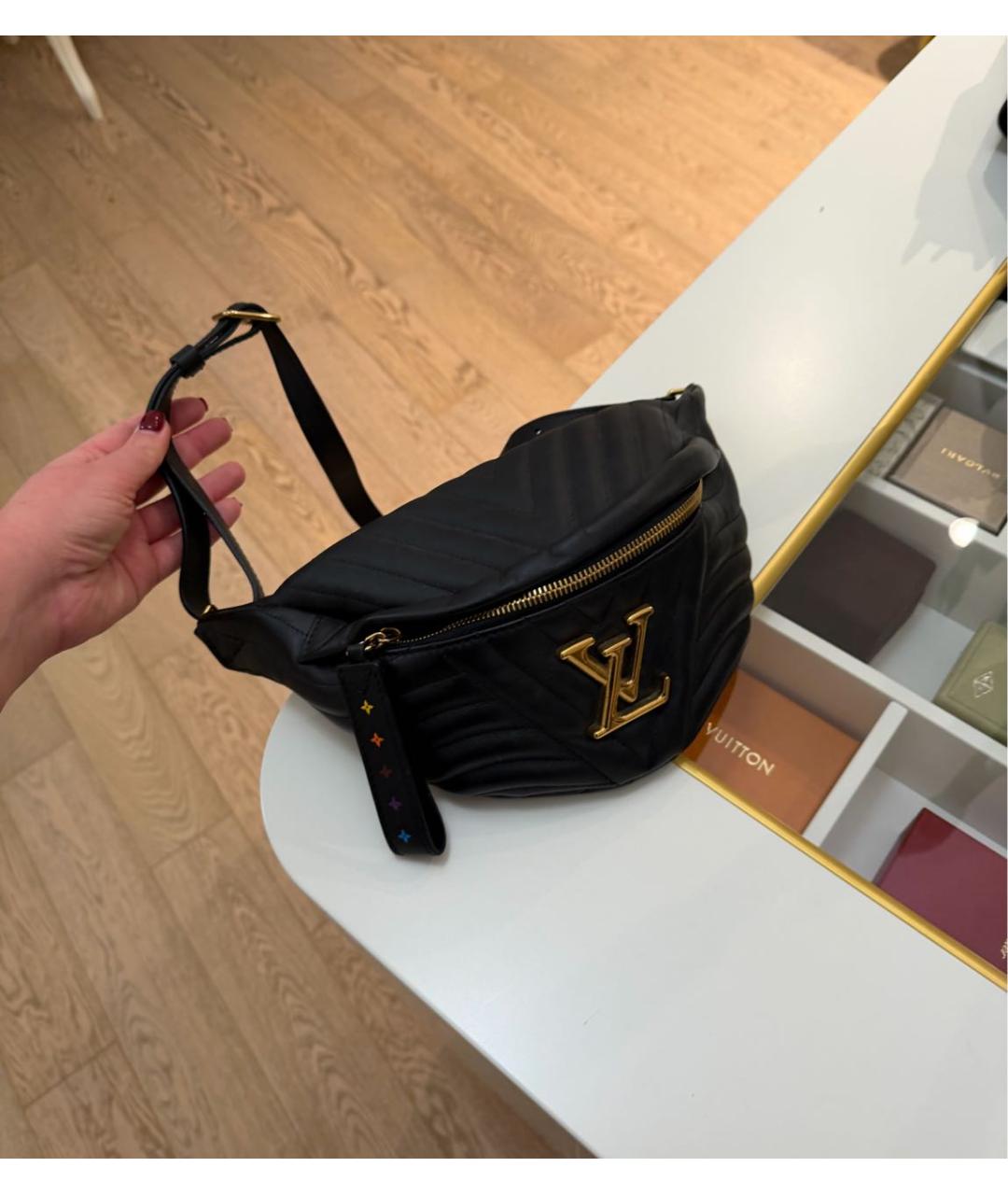 LOUIS VUITTON Черная кожаная поясная сумка, фото 2