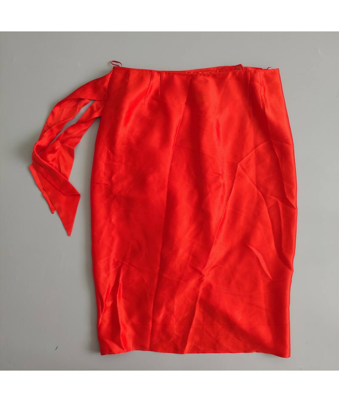 SALVATORE FERRAGAMO Красная шелковая юбка миди, фото 4