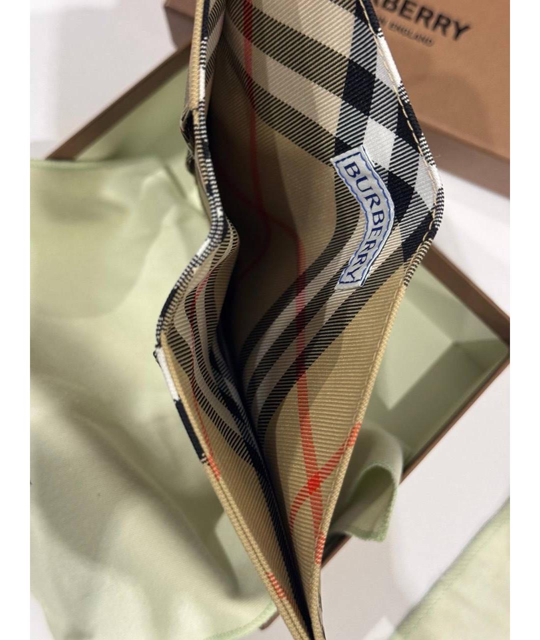 BURBERRY Бежевый кошелек, фото 3