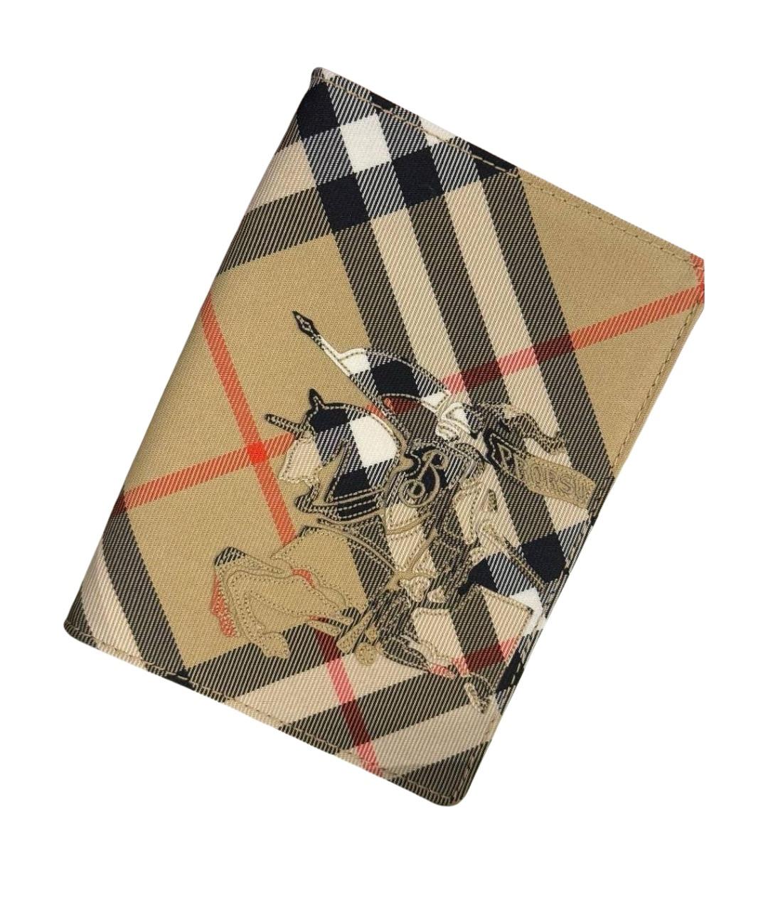 BURBERRY Бежевый кошелек, фото 1