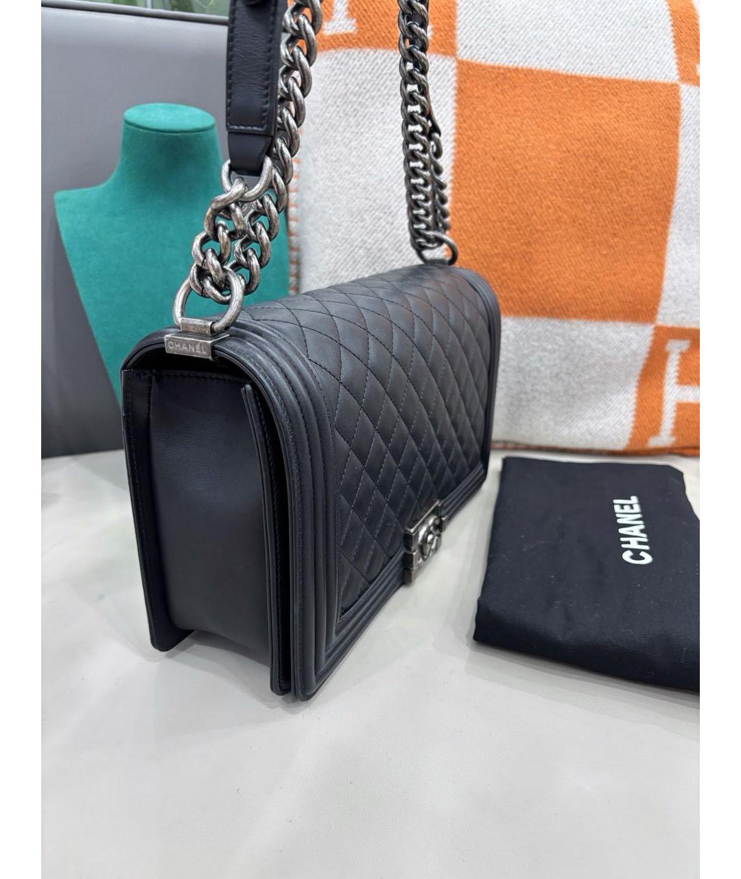 CHANEL Черная кожаная сумка через плечо, фото 3
