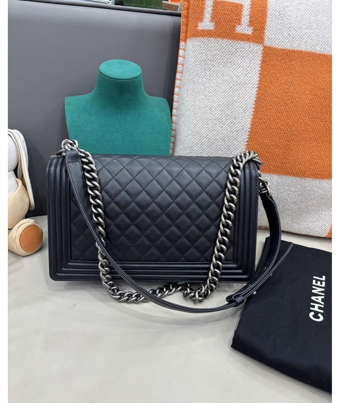 CHANEL Черная кожаная сумка через плечо, фото 4