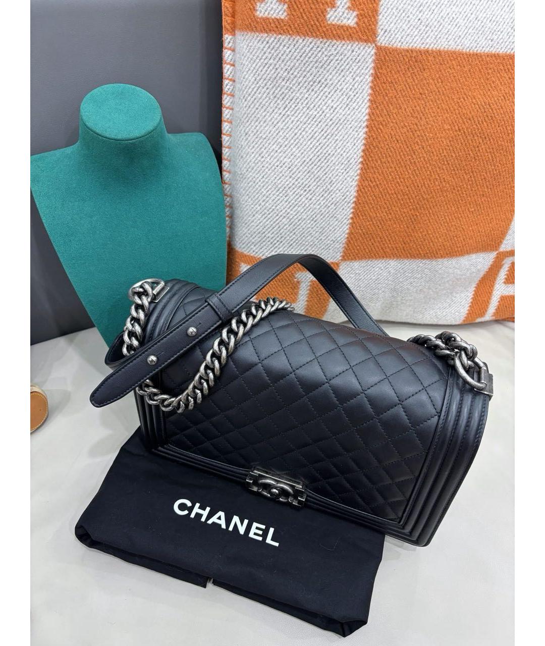 CHANEL Черная кожаная сумка через плечо, фото 8