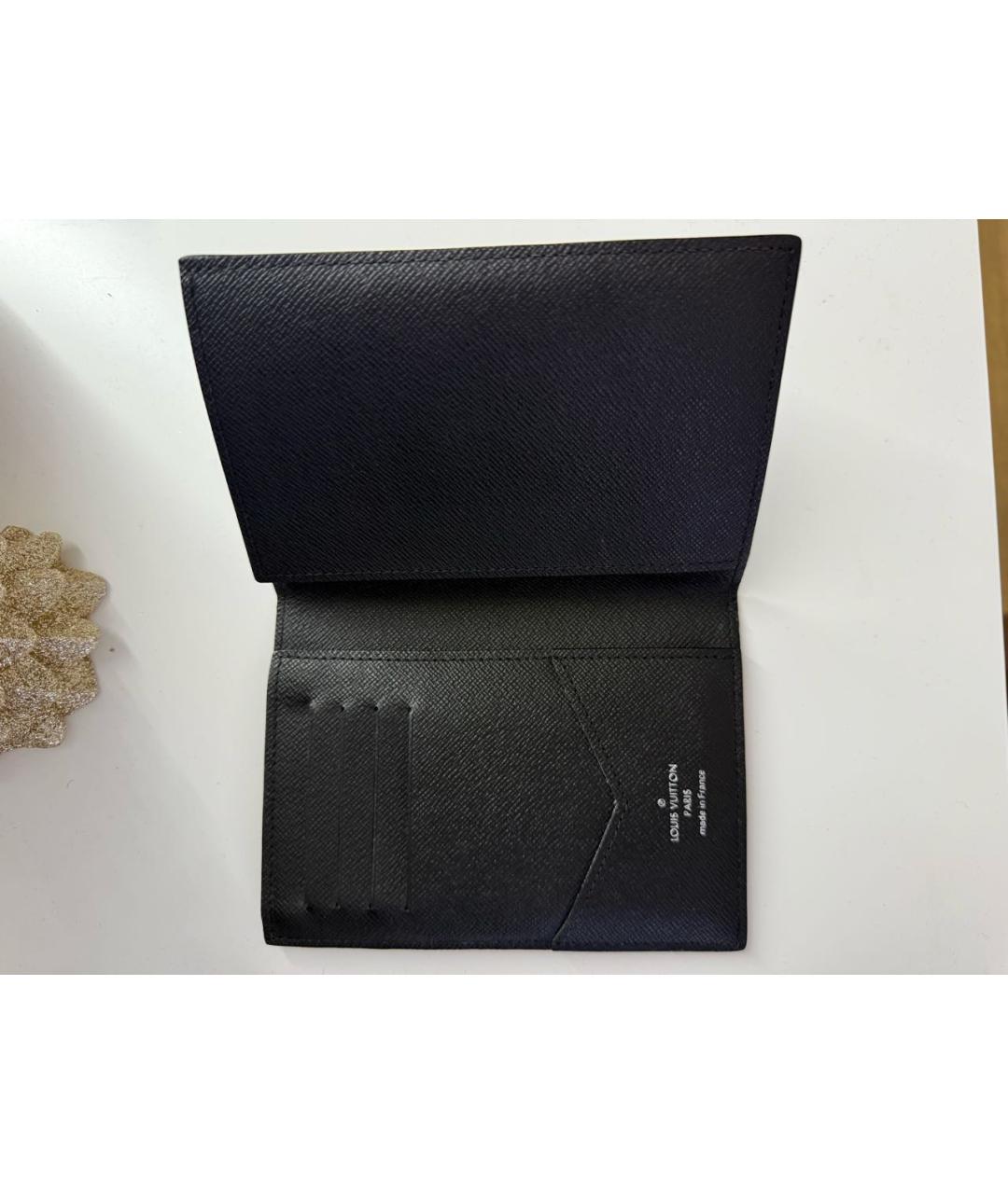 LOUIS VUITTON Серый кожаный кошелек, фото 3