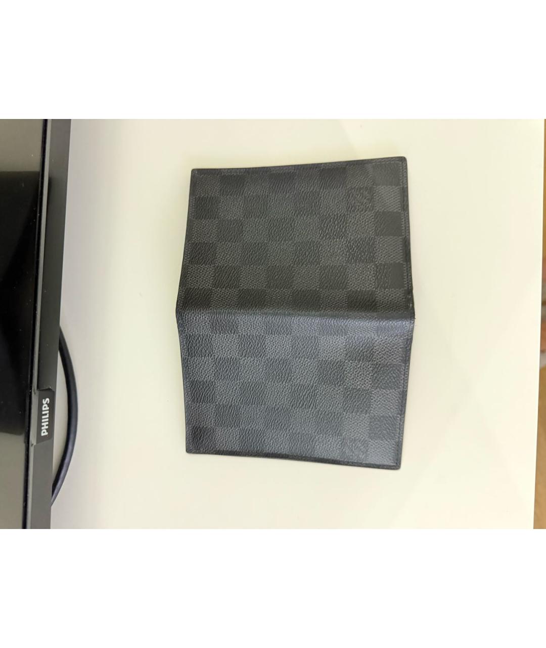 LOUIS VUITTON Серый кожаный кошелек, фото 2