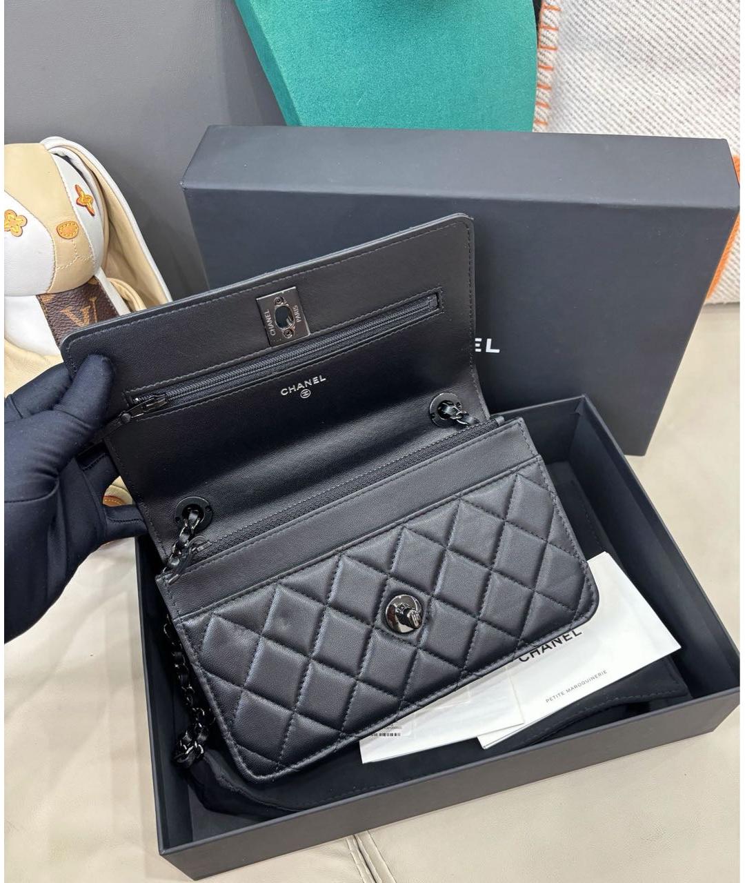 CHANEL Черная кожаная сумка через плечо, фото 6