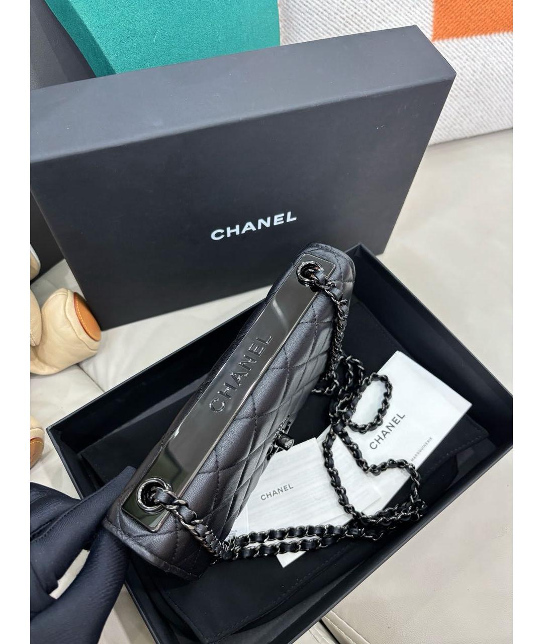 CHANEL Черная кожаная сумка через плечо, фото 4