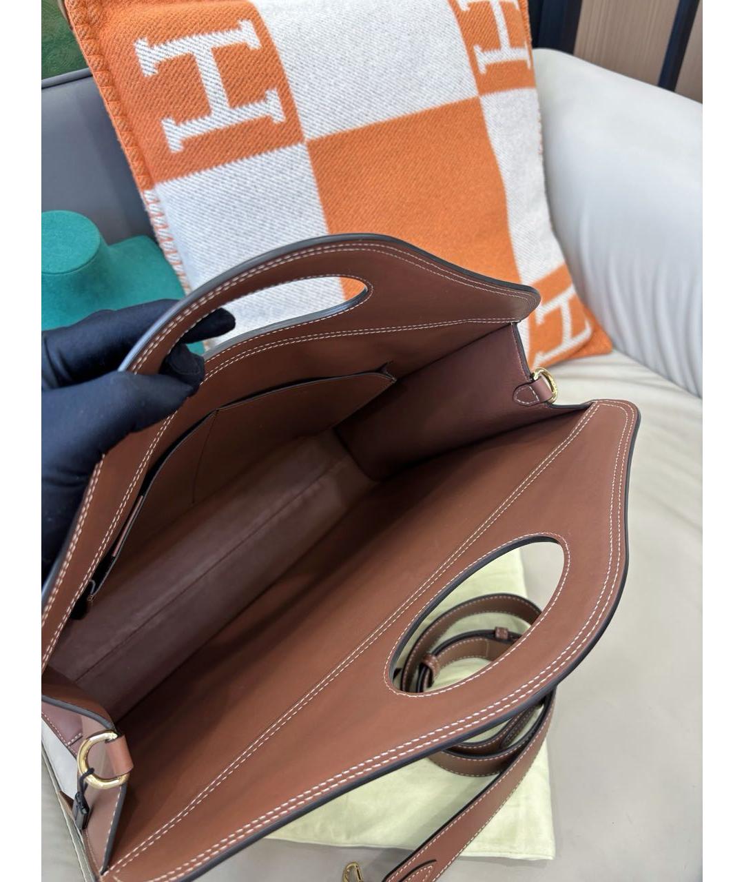 BURBERRY Коричневая кожаная сумка с короткими ручками, фото 7