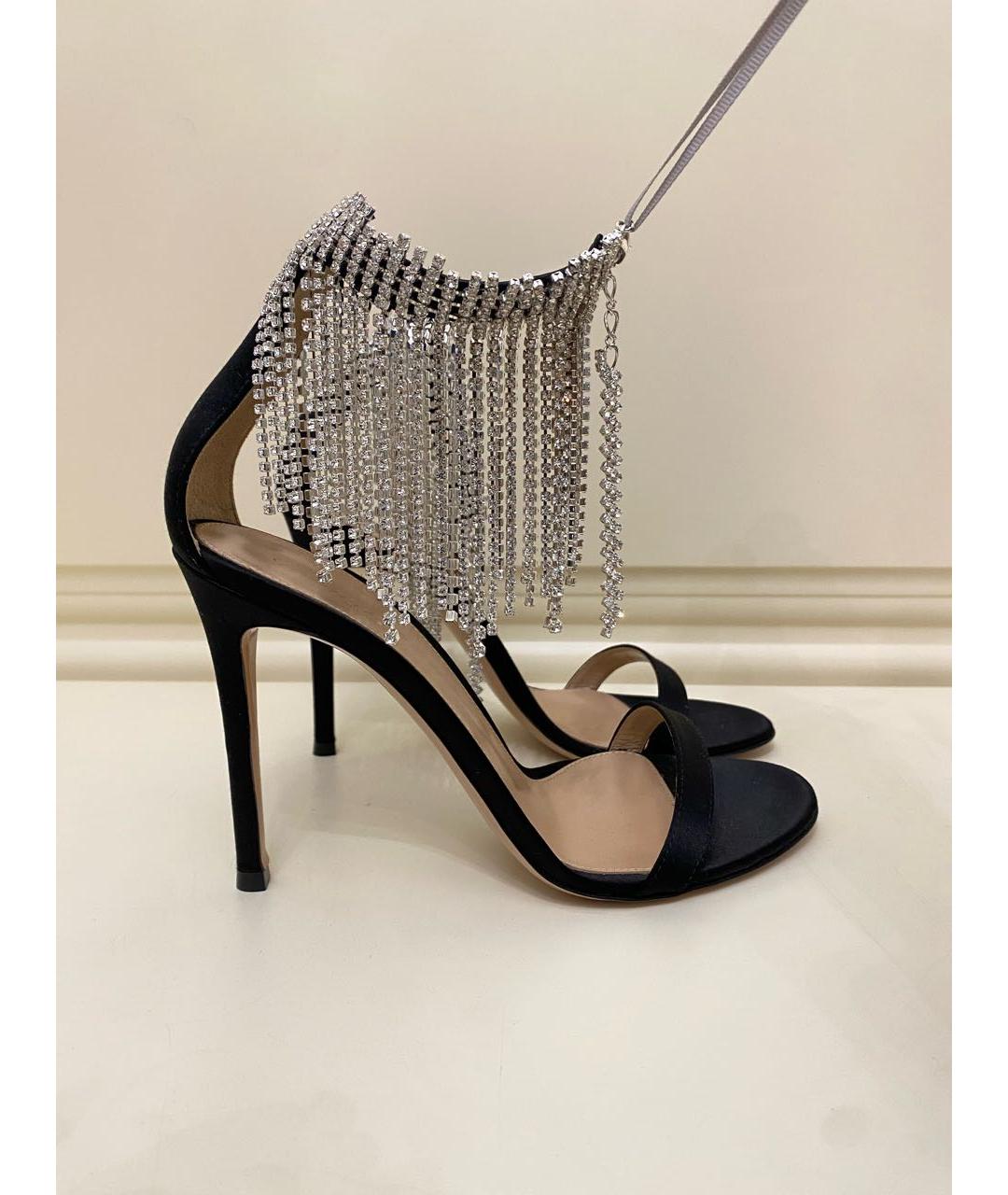 GIANVITO ROSSI Черные текстильные босоножки, фото 2